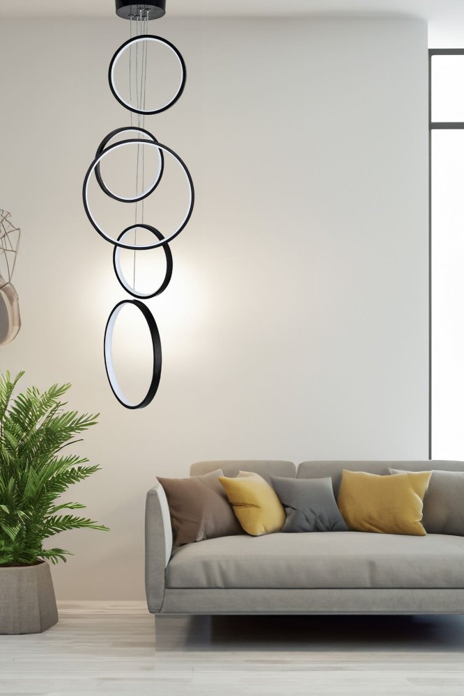 Lustr Entryway - Black Body, Yellow Light