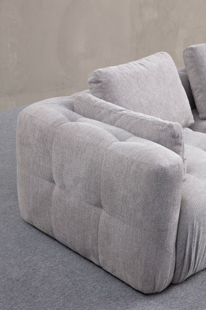 Trojmístná pohovka Amaris 3 Seater - Light Grey (obrázek 12)