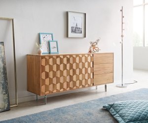 Komoda Fevo 145 cm akácie přírodní 2 dvířka 3 zásuvky podnož ve tvaru