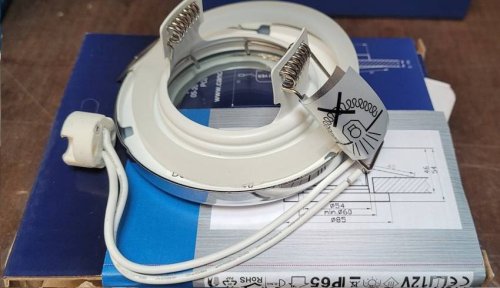 Hermetická chromová koupelnová armatura IP65 SH-06 8cm