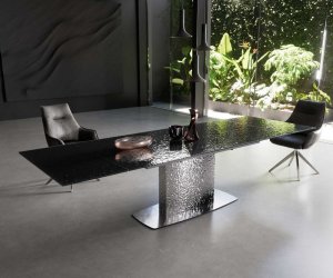 Jedálenský stôl Edge 200-300x100 reliéfne sklo dymovo čierne 3D dizajn