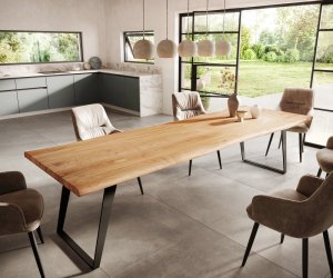 Jedálenský stôl Edge 300x100 XL akácia prírodná kov šikmý Live-Edge