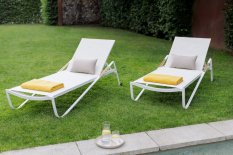 Polohovací zahradní lehátko DIAMOND