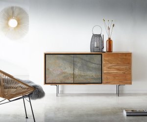 Komoda Juwelo 150 cm přírodní akácie s kamennou dýhou