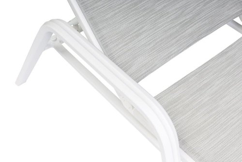 Polohovacie záhradné ležadlo BASIC PLUS