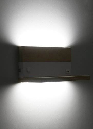 Drevená nástenná lampa + biela s poličkou LED 4000k - POSLEDNÝ KUS