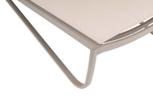 Polohovacie záhradné ležadlo DIAMOND