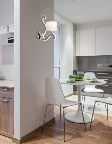 Chromová nástěnná lampa, tkané stínidlo, LED rameno, Ambrosia