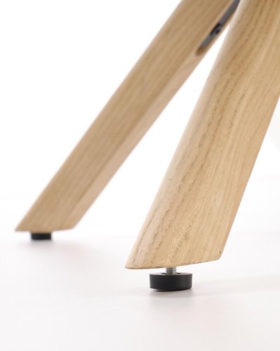 Otočné jídelní křeslo K585