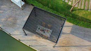 Bioklimatická pergola BIOCLIMATIC 53 PREMIUM PLUS 4,95 x 3,01 x 2,53 m