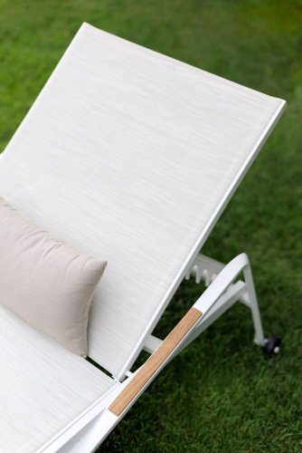 Polohovací zahradní lehátko DIAMOND