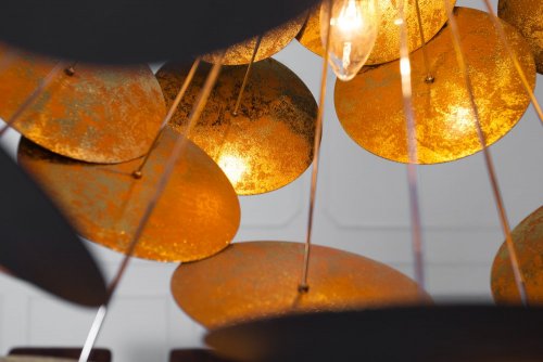 Závěsná lampa MALABO Dekorhome - BAREVNÁ VARIANTA: Černá / zlatá