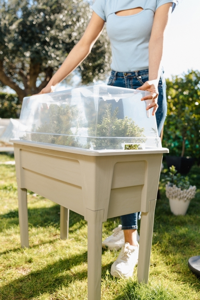 Vyvýšený květináč NIAGARA Rojaplast Světle šedá Obrázek