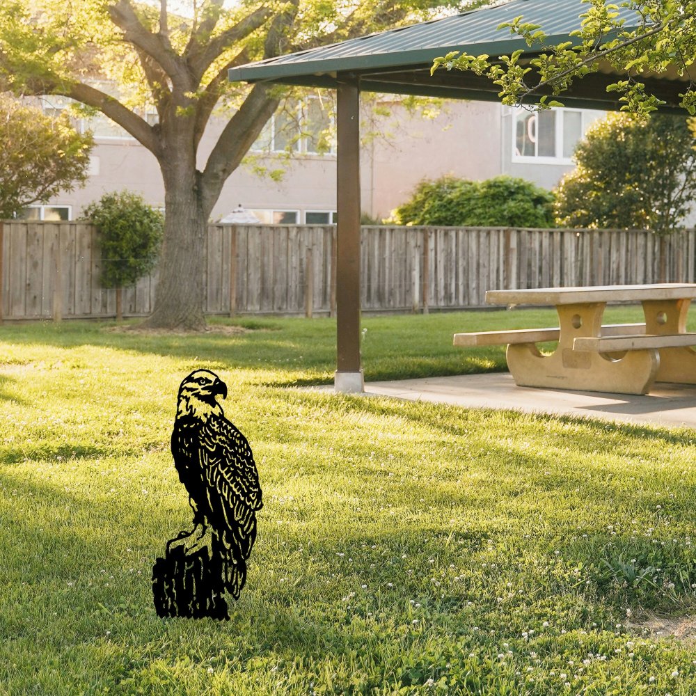 Záhradná dekorácia Spy 01