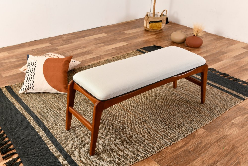 Lavica Touch Bench
