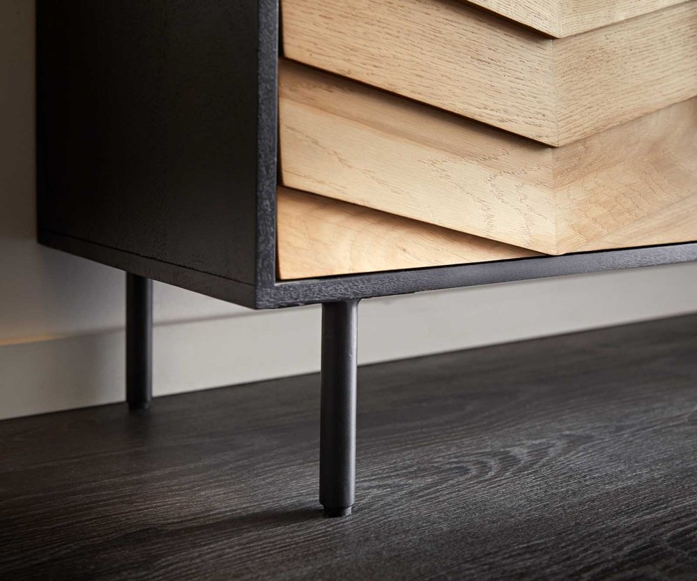 TV stolík Muvi 200 cm dub prírodný mango čierny kov čierny 4 dvierka