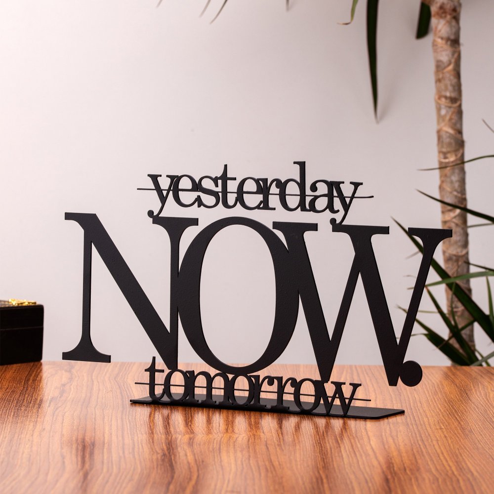 Dekoratívny predmet Now Tomorrow - Black