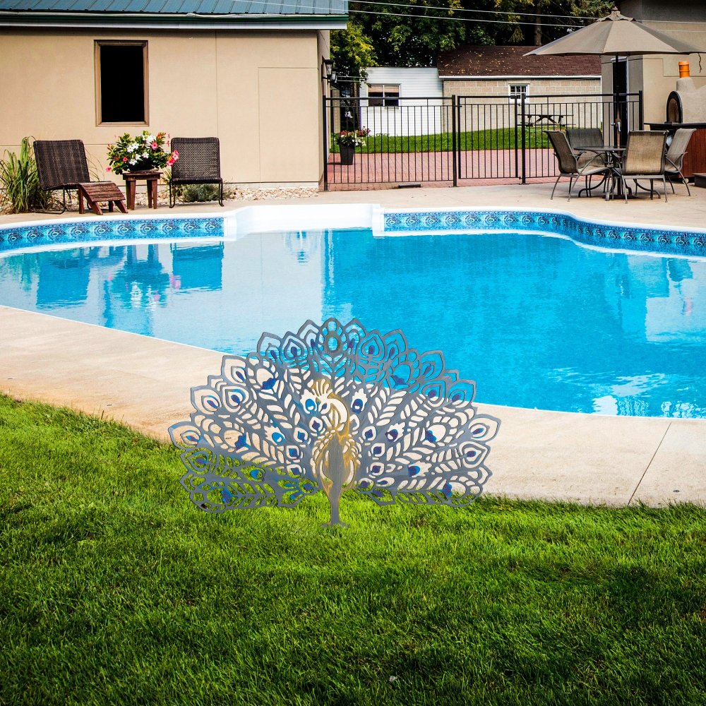 Záhradná dekorácia Peacock v3