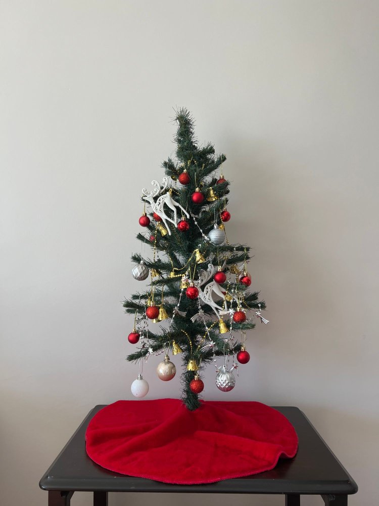 Christmas Tree Rug Pelush Christmas - Red