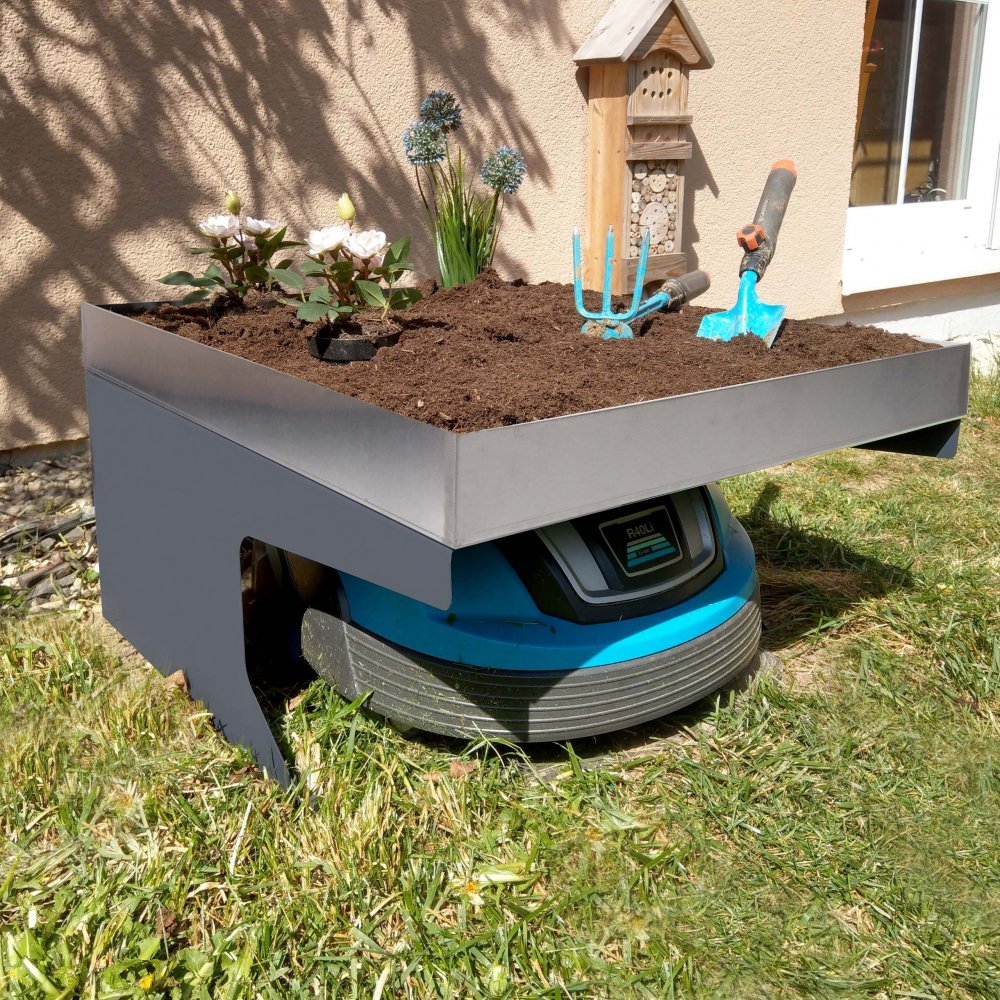 Garáž pre robotickú kosačku G60