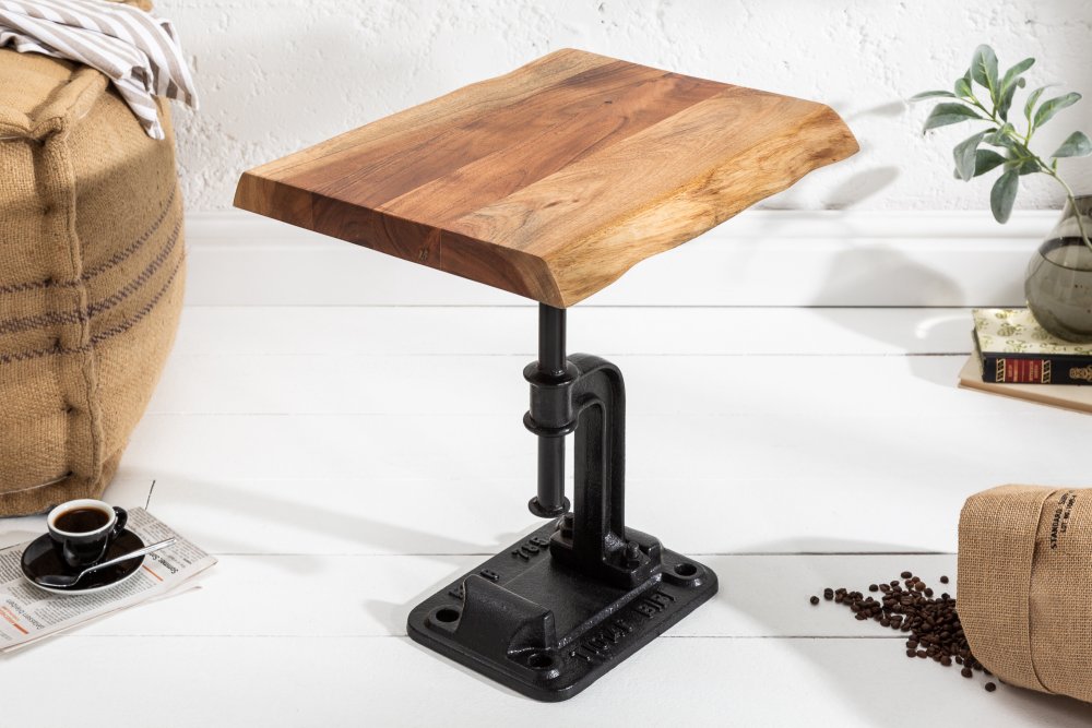 Odkládací stolek FINEUS Dekorhome Přírodní dřevo