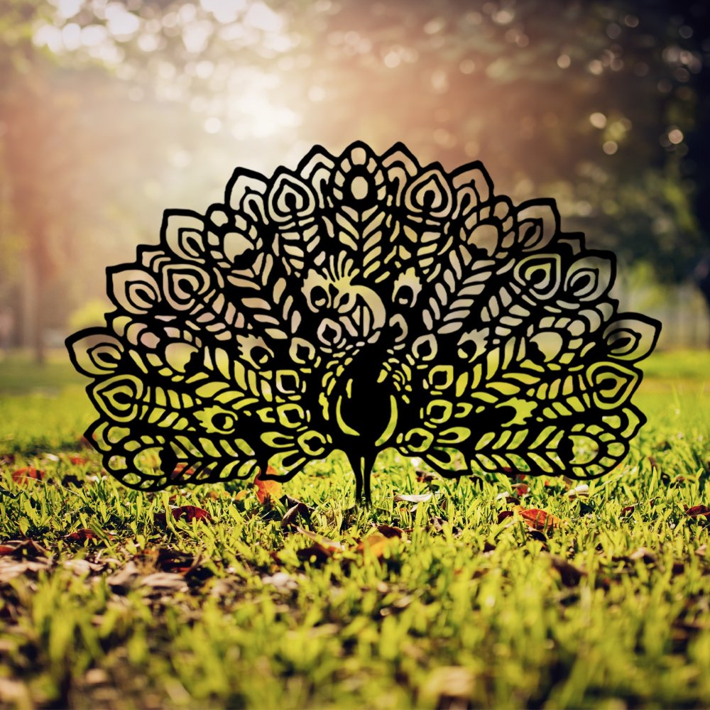 Záhradná dekorácia Peacock 01