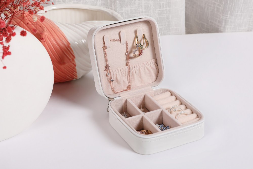PU Leather Jewellery Box White