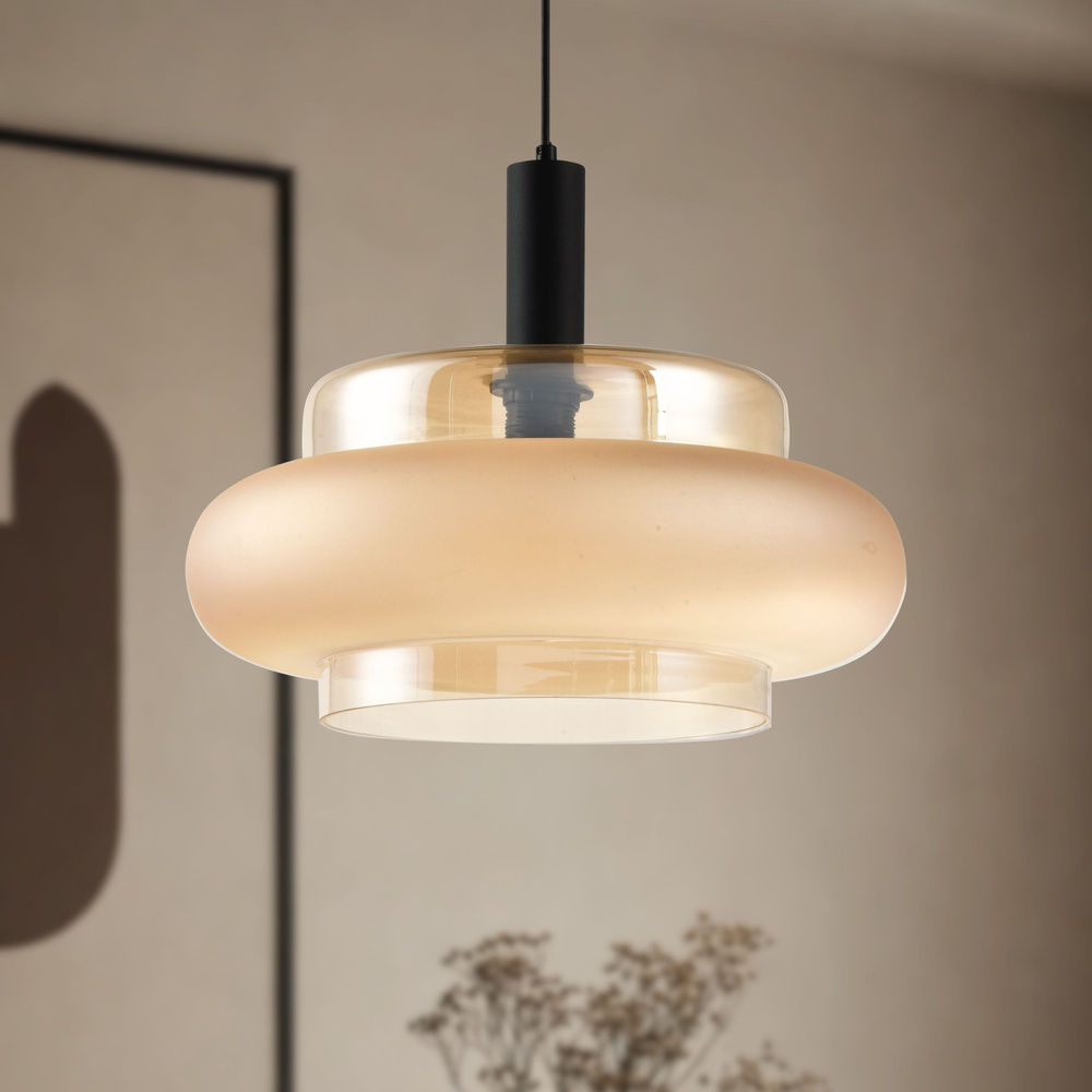 Lampa wisząca Brizi szklana pojedyncza bursztynowy klosz do jadalni